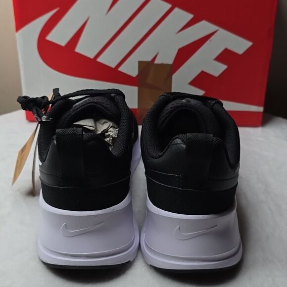 NIB Nike Women's Air Max Nuaxis Shoes W 12 / M 10.5 - Picture 4 of 8